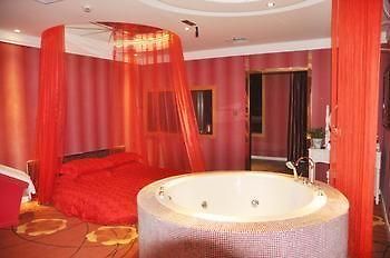 Yichang Xiangjiang No. 1 Hotel Zewnętrze zdjęcie